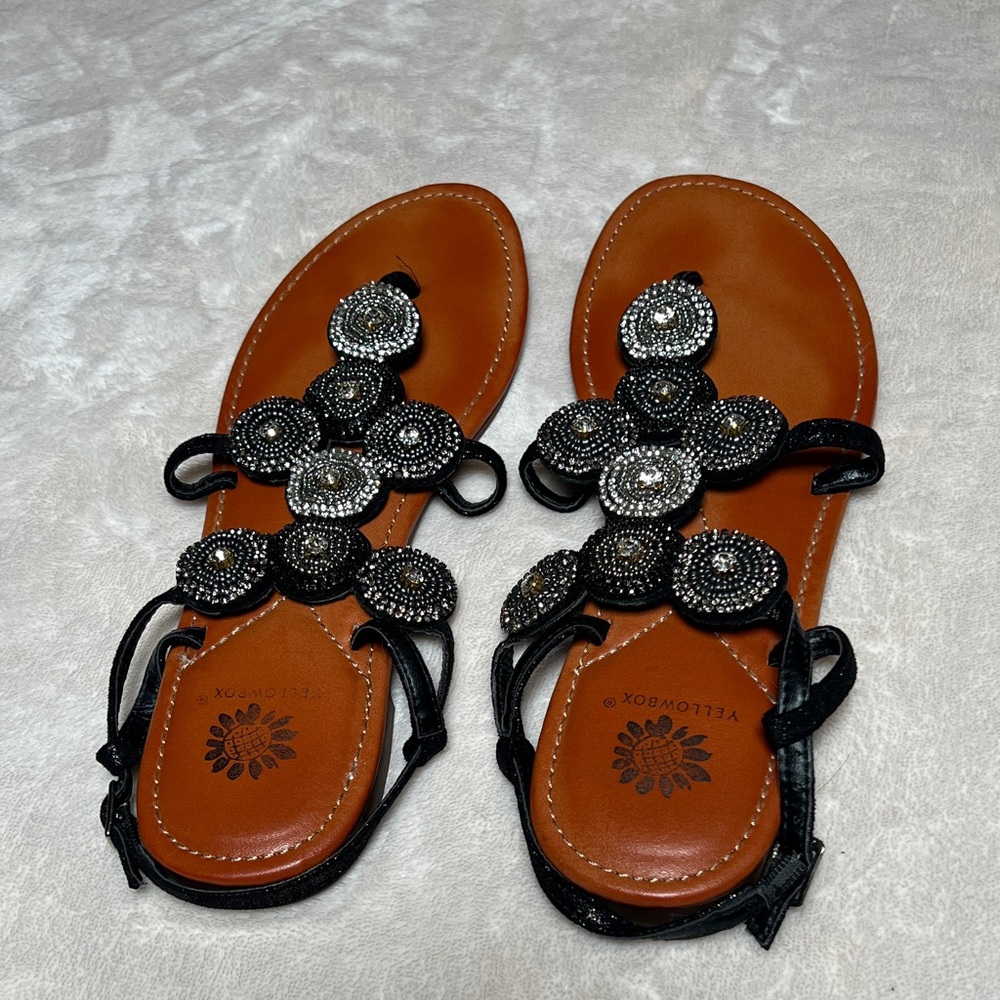 Yellow Box Women’s Black Sandals with Silver and Black Embellishments SZ 8